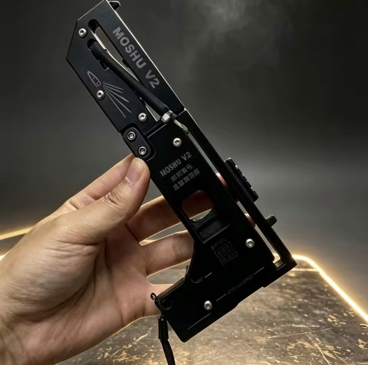 Wild Shot V2 – Foldable Card Slingshot With Scope & Laser + 200 Metal Pellets